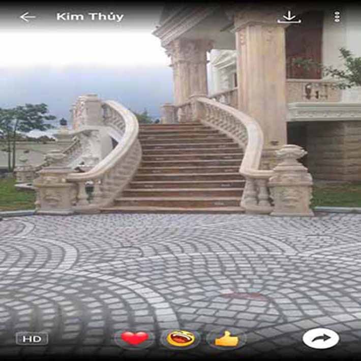 cầu thang đá hoa cương nhà phố
