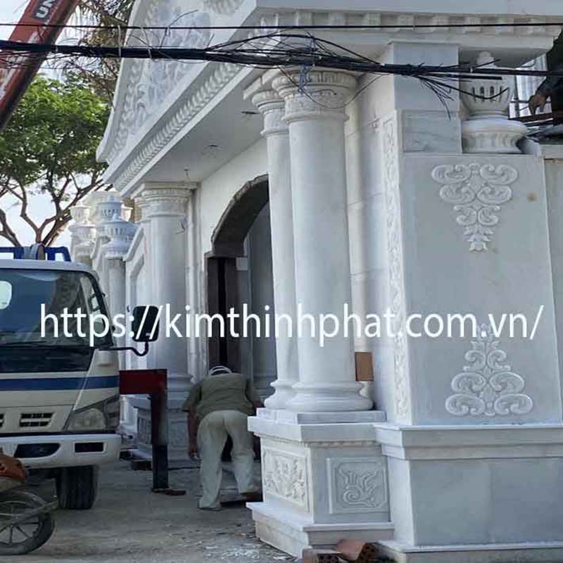 cột đá hoa cương tròn