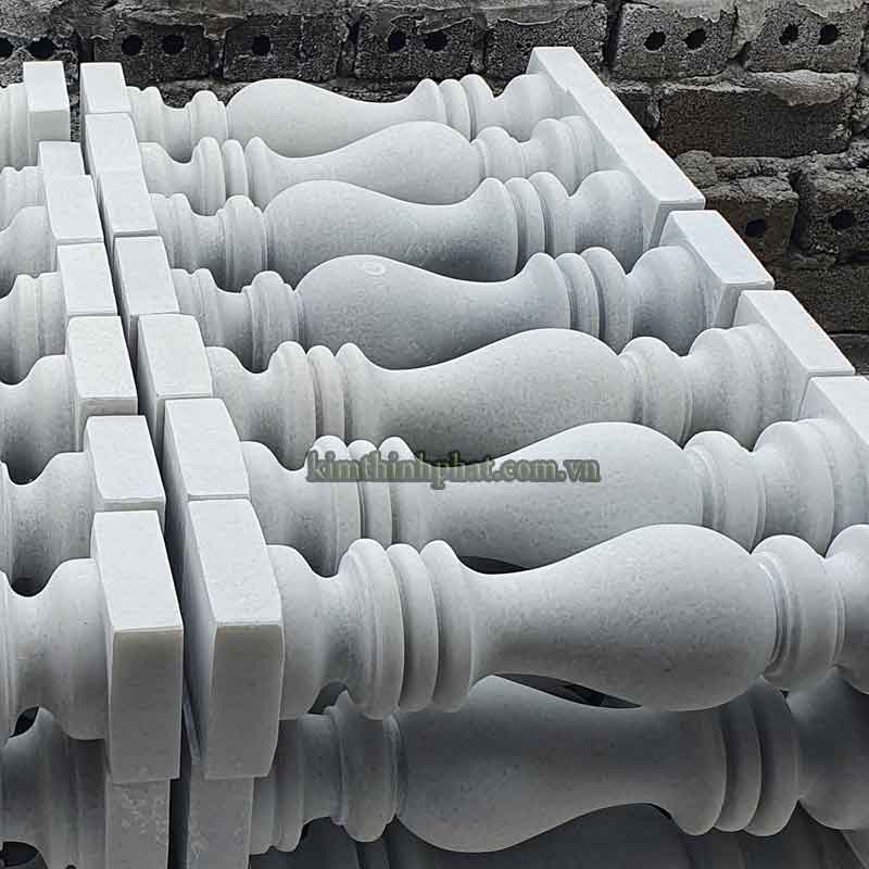 Con tiện đá hoa cương lan can