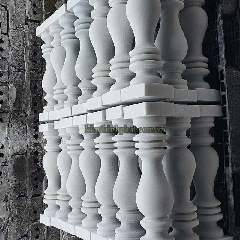 Con tiện đá hoa cương lan can