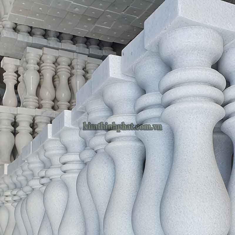 Con tiện đá hoa cương lan can