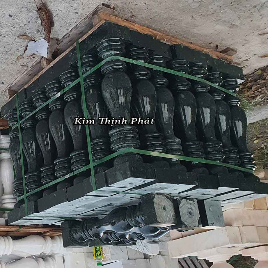 Con tiện đá hoa cương lan can