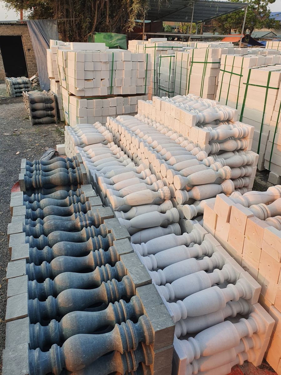 con tiện đá hoa cương lan can 659