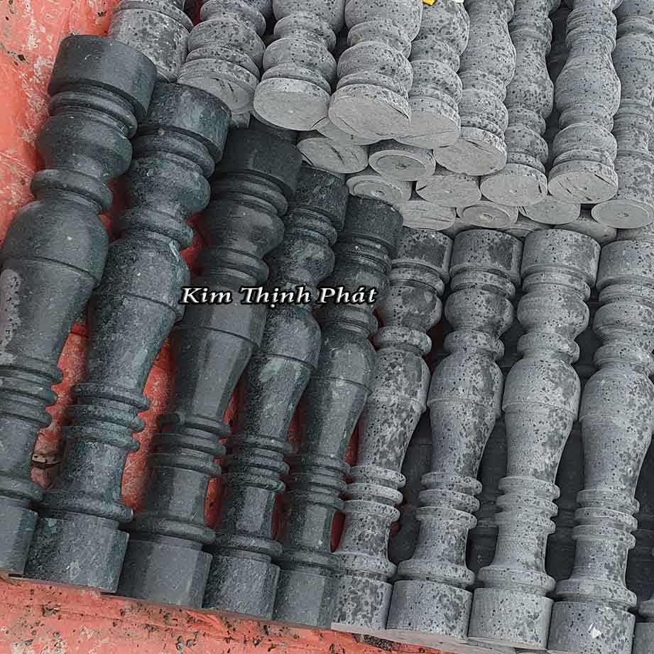 con tiện đá hoa cương lan can
