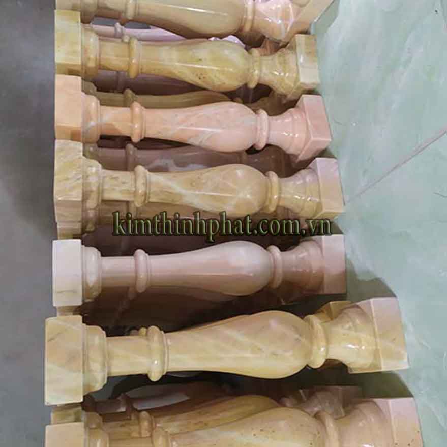 Con tiện đá hoa cương lan can màu vàng tự nhiên