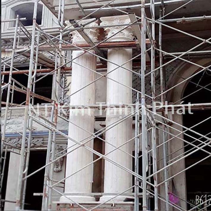 cột đá hoa cương