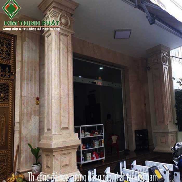 Cột đá hoa cương vuông