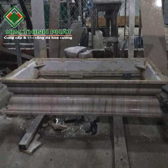 Cột đá hoa cương vuông