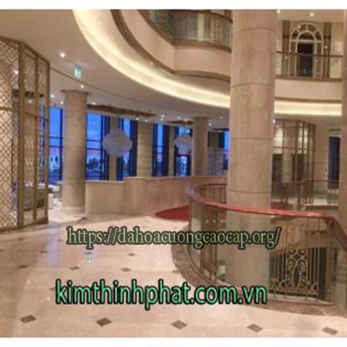 cột tròn đá hoa cương