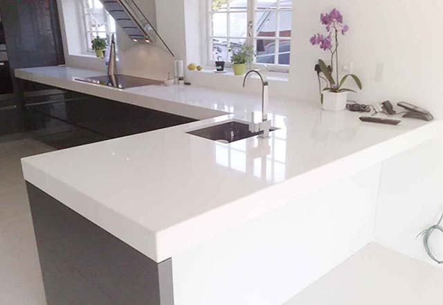 đá hoa cương bếp granite