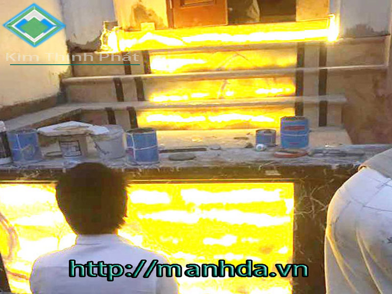 Đá hoa cương cẩm thạch xuyên sáng