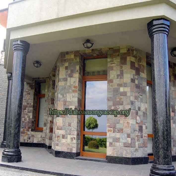 Cột đá hoa cương