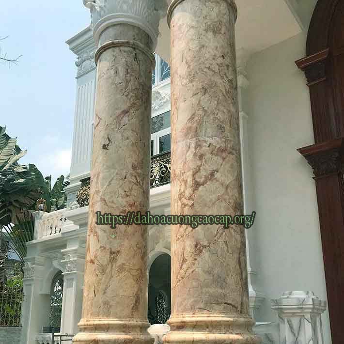 Cột đá hoa cương