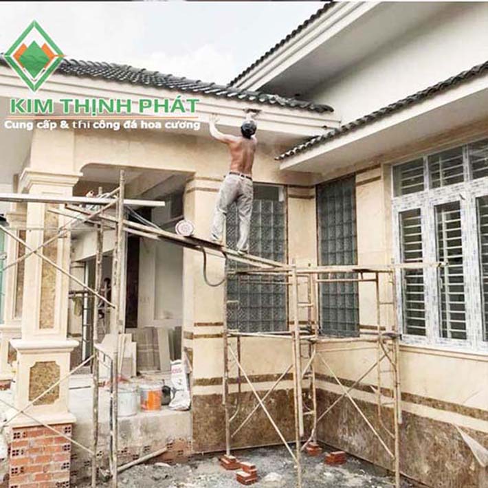 đá hoa cương cột