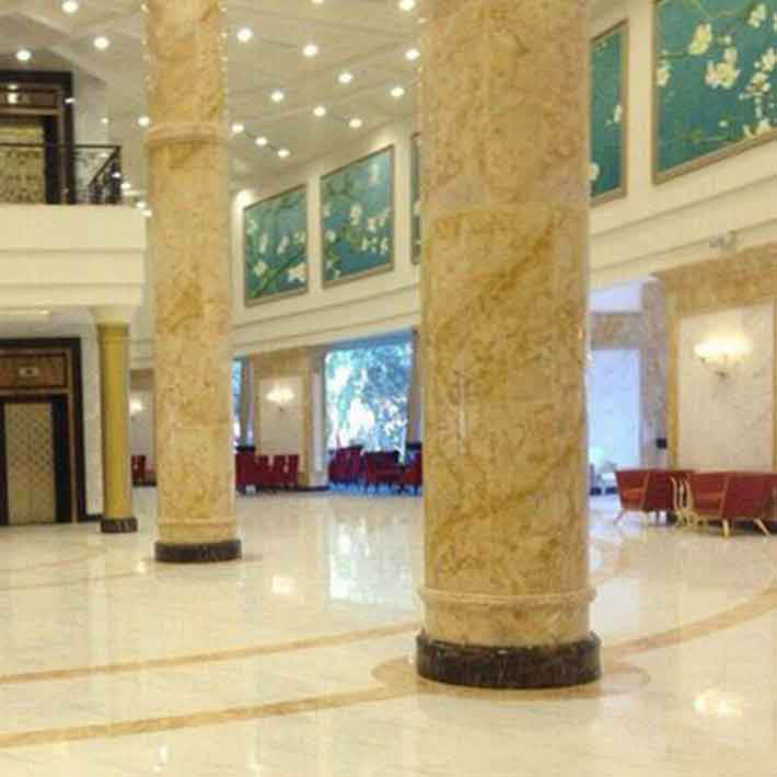 đá hoa cương cột