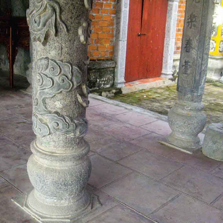 đá hoa cương cột