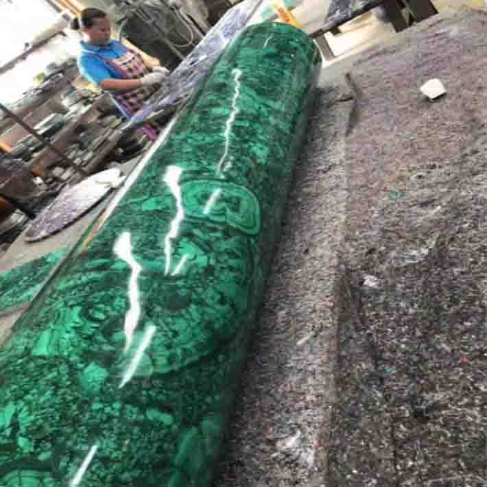 đá hoa cương cột