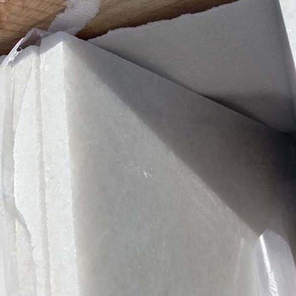 Đá hoa cương giá đá tự nhiên