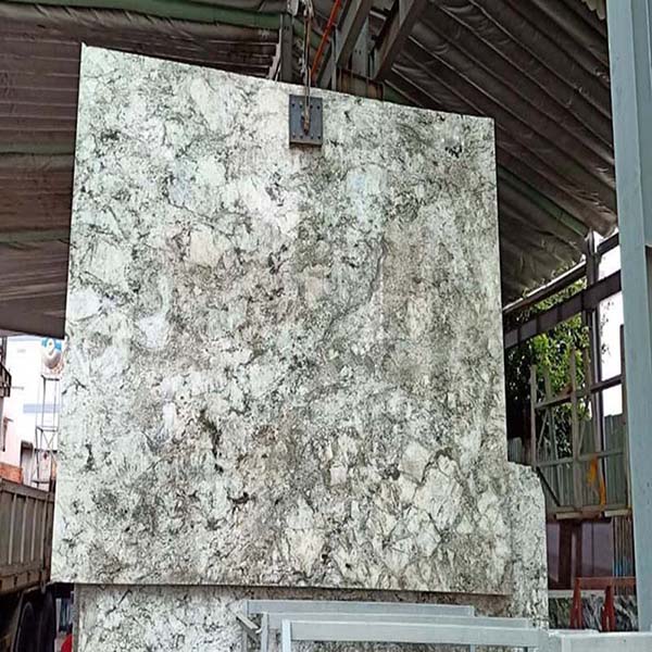 Đá hoa cương giá đá tự nhiên