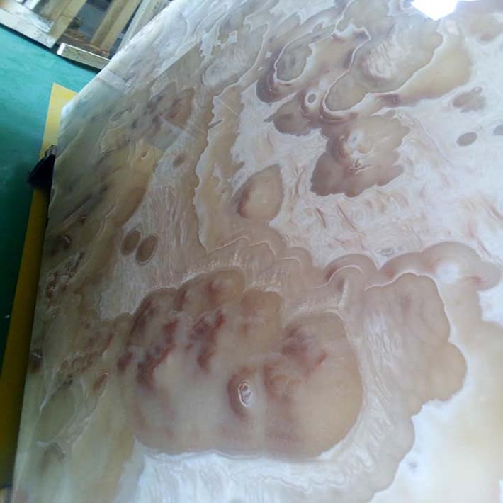 đá hoa cương vàng 