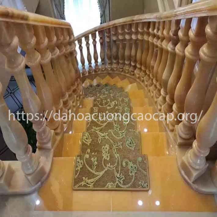 Đá hoa cương màu vàng