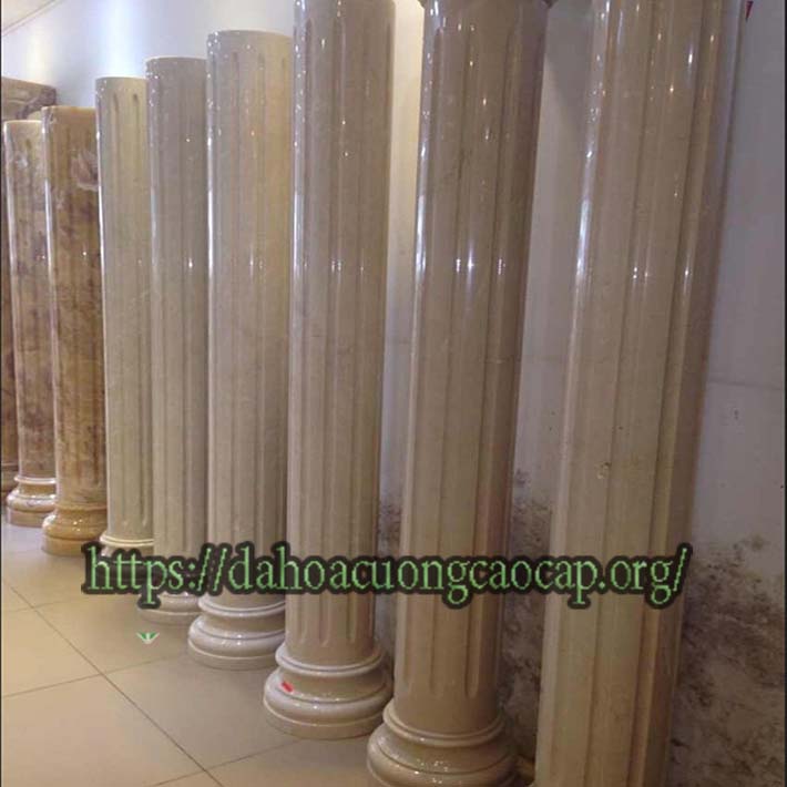 đá hoa cương cột tròn