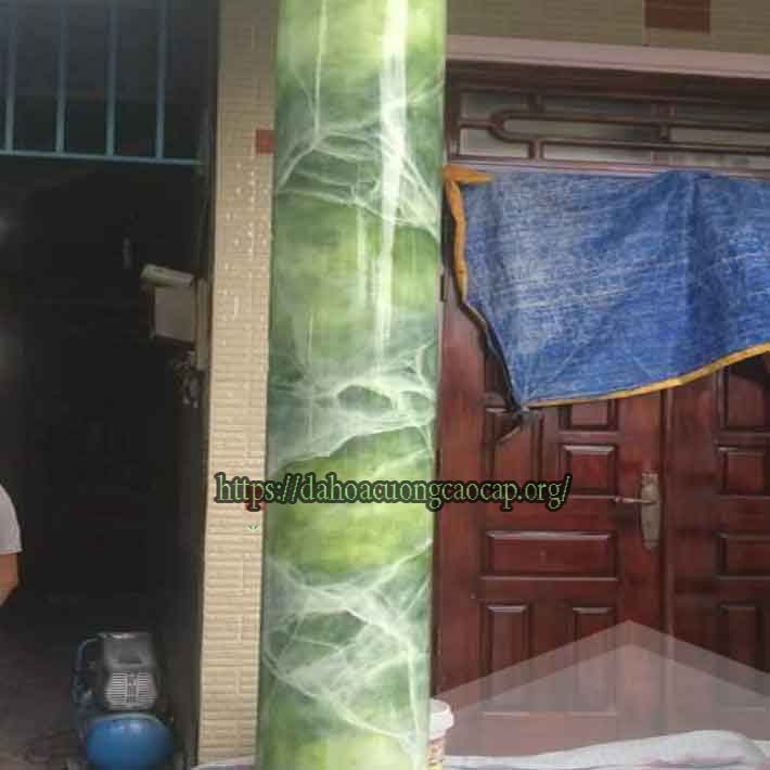 đá hoa cương cột tròn