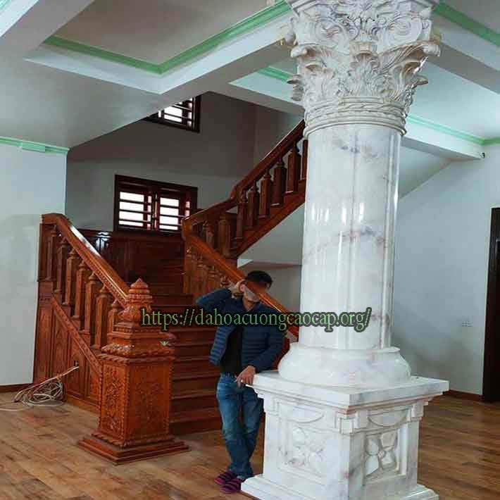 đá hoa cương cột tròn