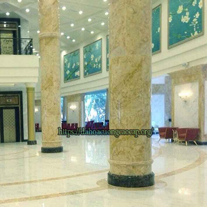 đá hoa cương cột tròn