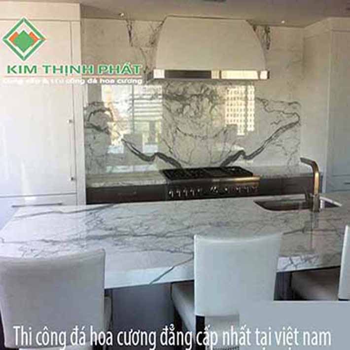 đá hoa cương mặt bếp