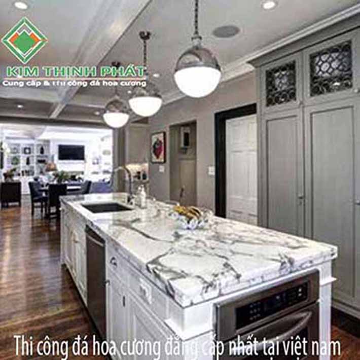 đá hoa cương mặt bếp