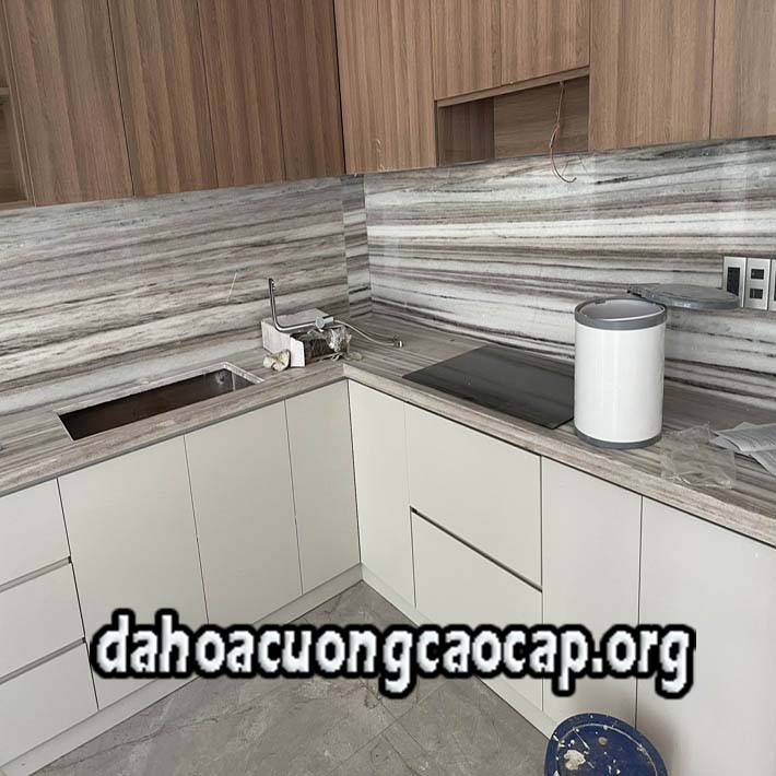 đá hoa cương mặt bếp