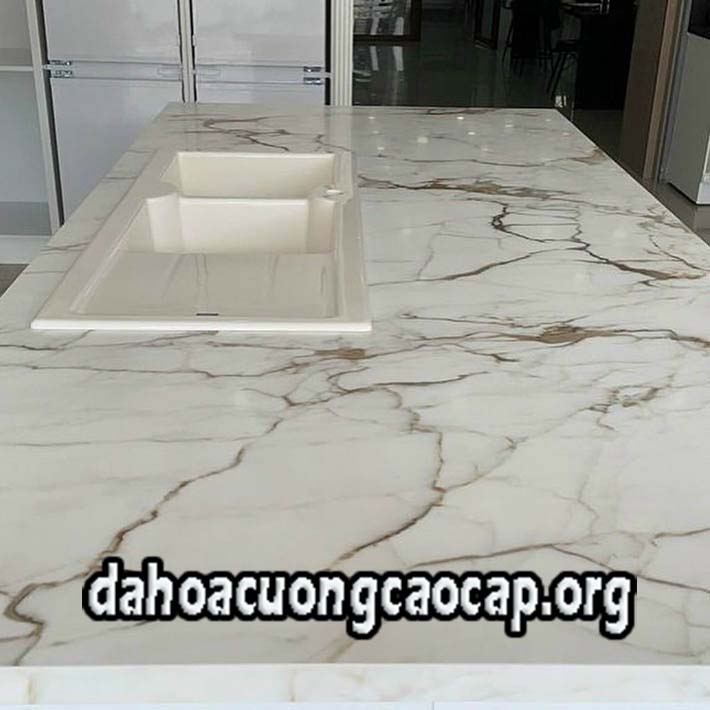 đá hoa cương mặt bếp