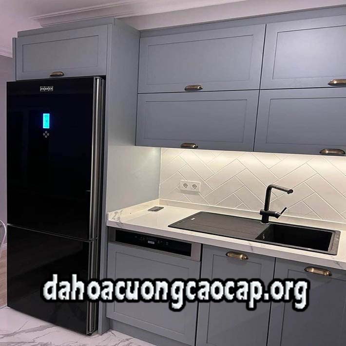 đá hoa cương mặt bếp