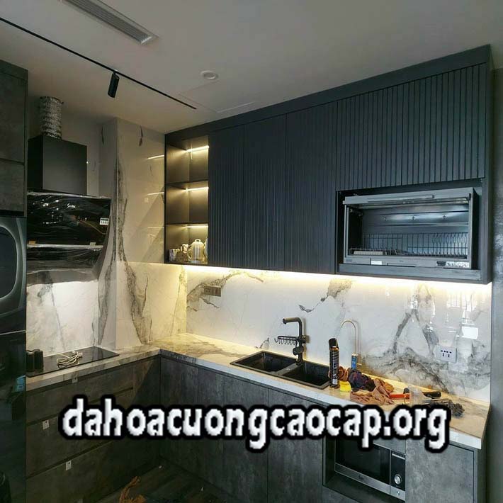 đá hoa cương mặt bếp