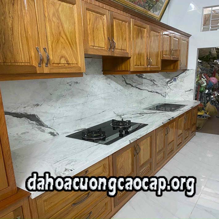 đá hoa cương mặt bếp