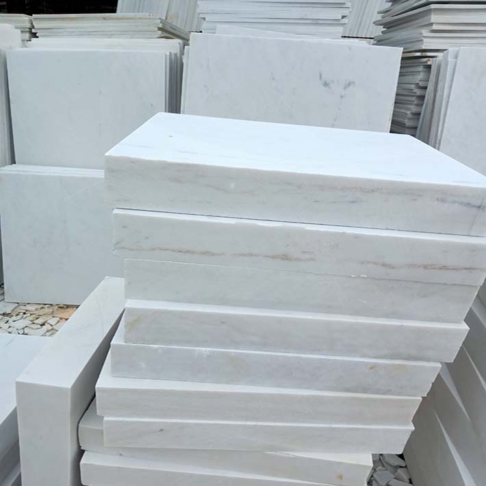 đá trắng ý nhân tạo