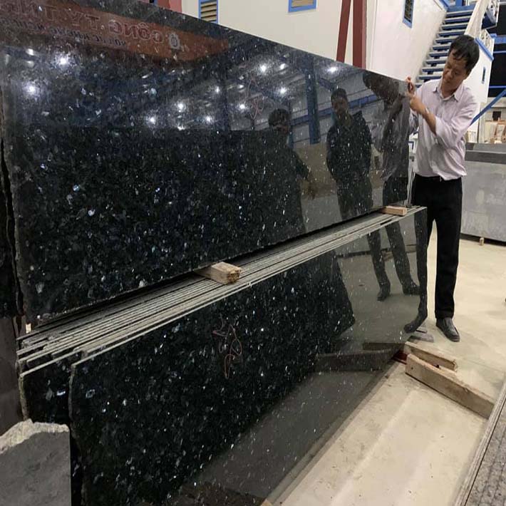 Đá hoa cương giá rẻ màu đen