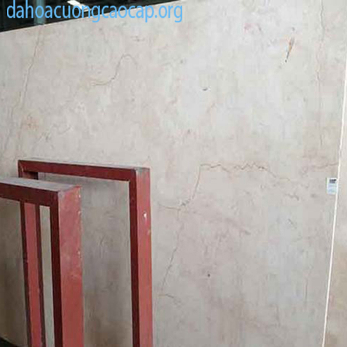 Đá hoa cương giá trung bình