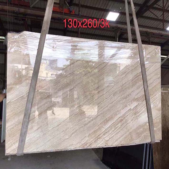 Đá hoa cương giá trung bình