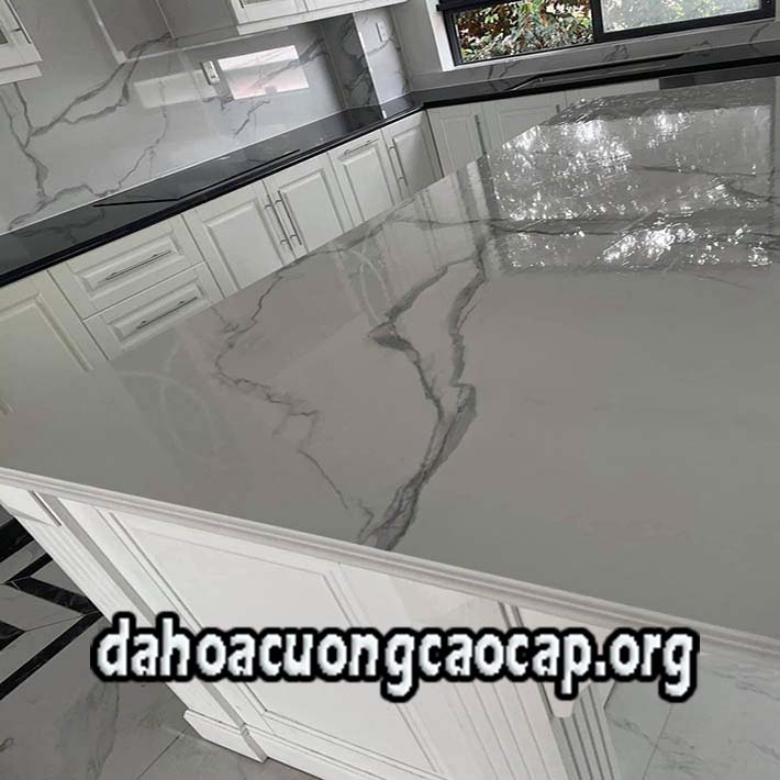 Đá hoa cương trắng sứ của Ý