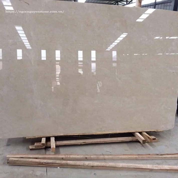 ​Đá tự nhiên