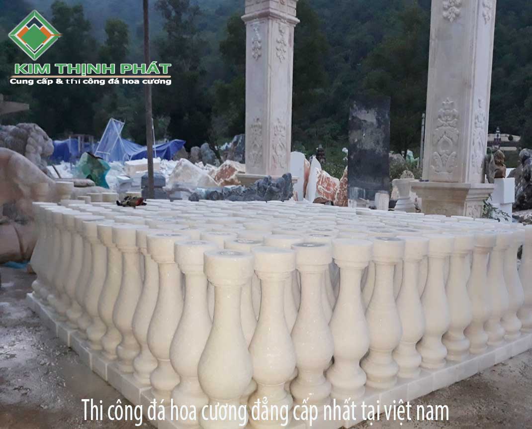 Lan can đá hoa cương