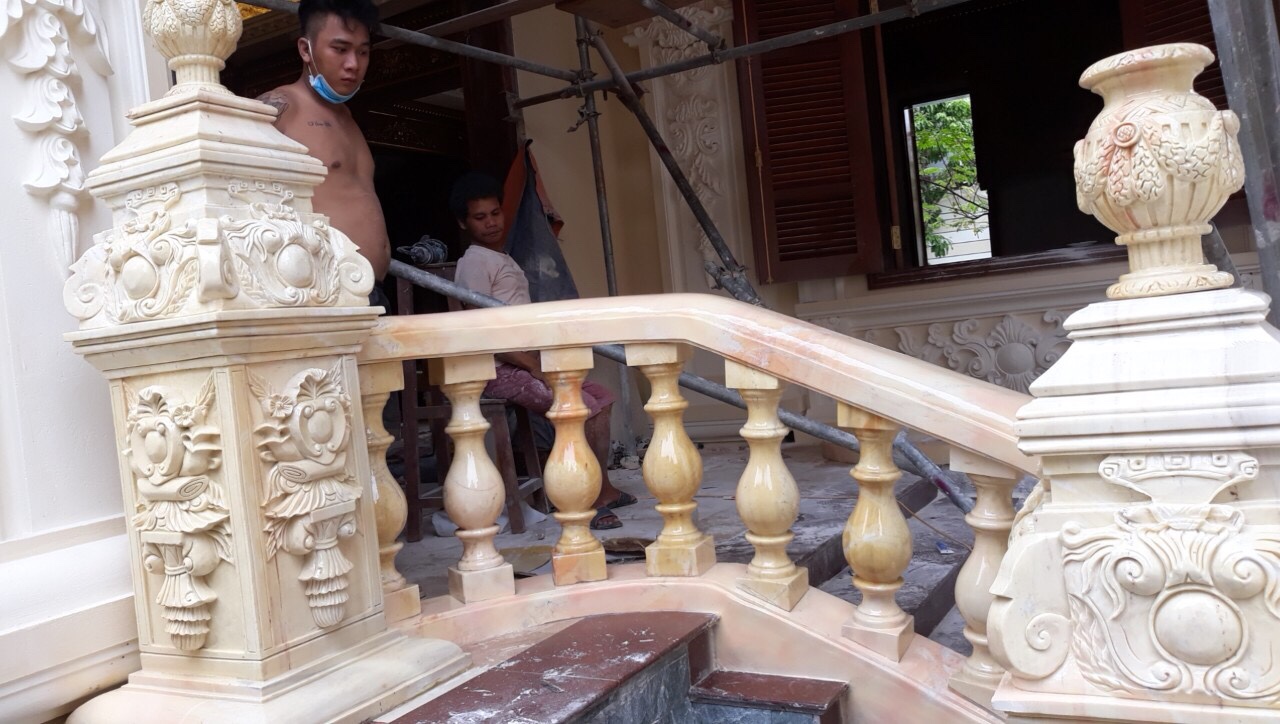 lan can đá tự nhiên