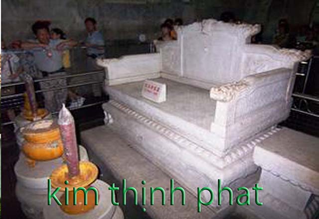 mộ đá hoa cương