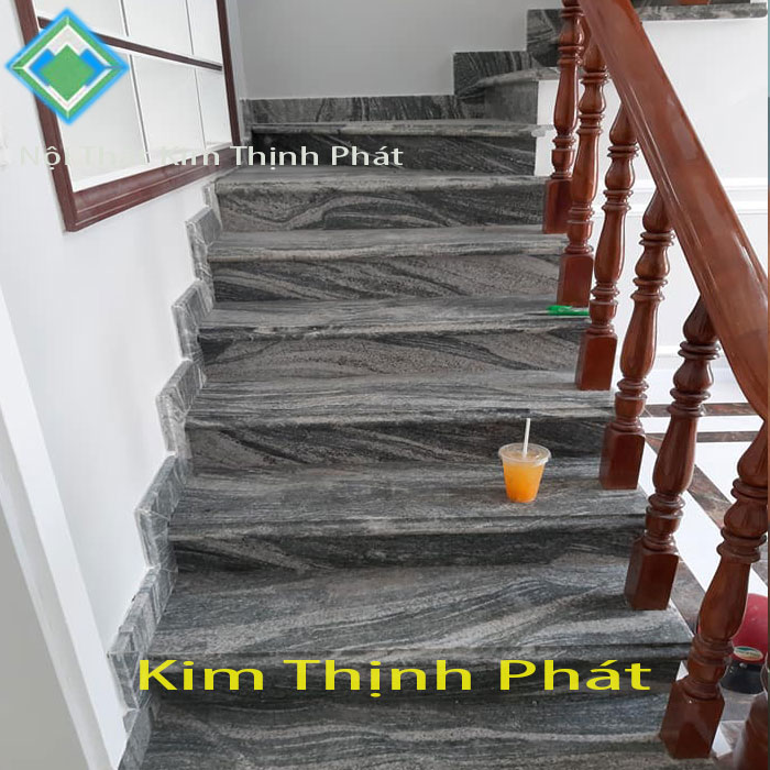 thi công ốp cầu thang đá hoa cương11