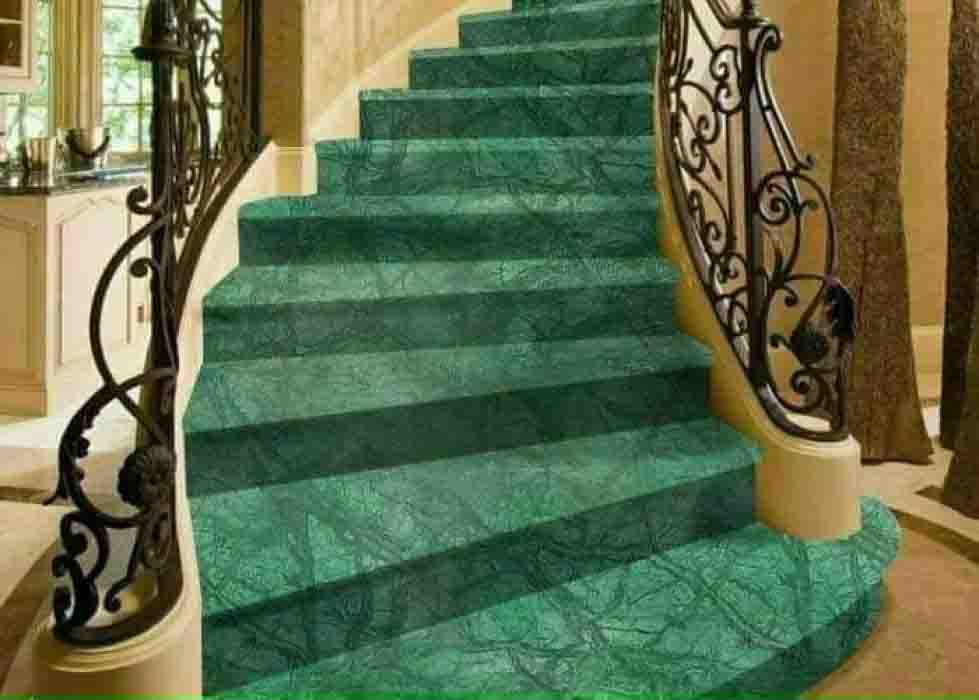 Giá đá hoa cương granite ốp cầu thang 2023