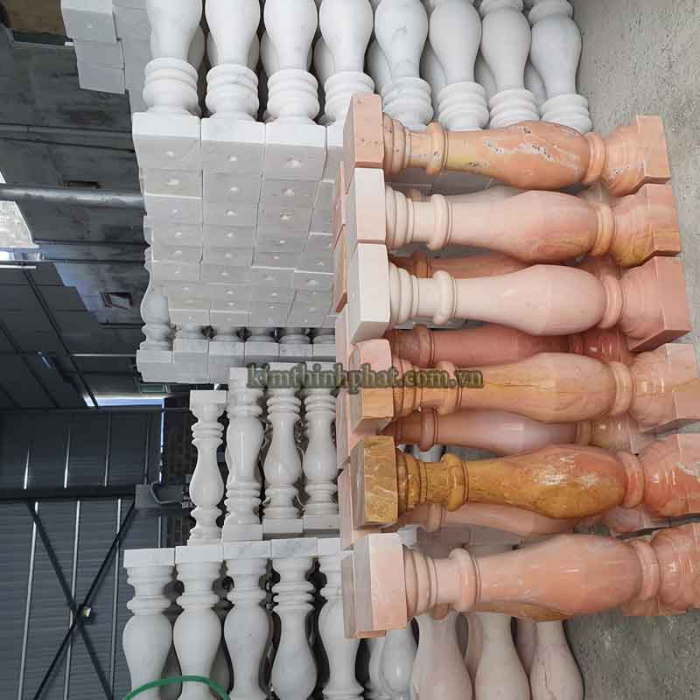 Con tiện đá hoa cương lan can onyx tự nhiên